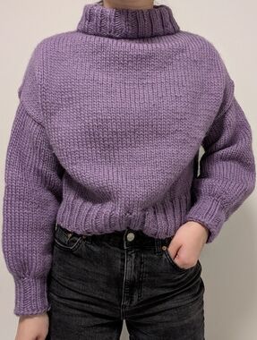 Women’s Hand Knitted Chunky Turtleneck Sweater - Lavender